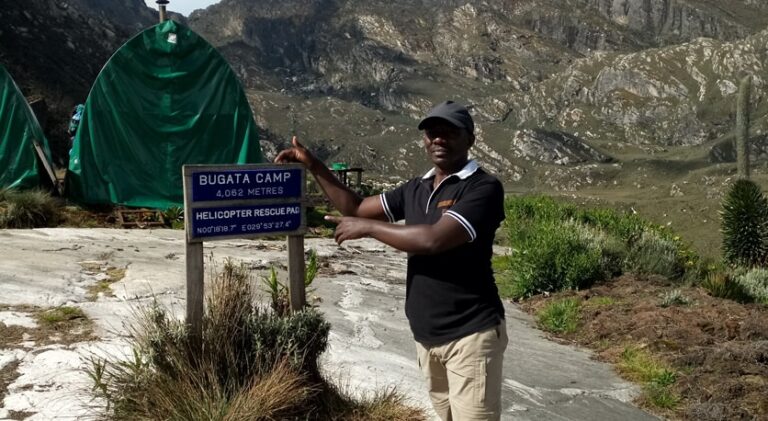 Afrika Reise, Safari, Trekking, Abenteuer, Berglandschap.