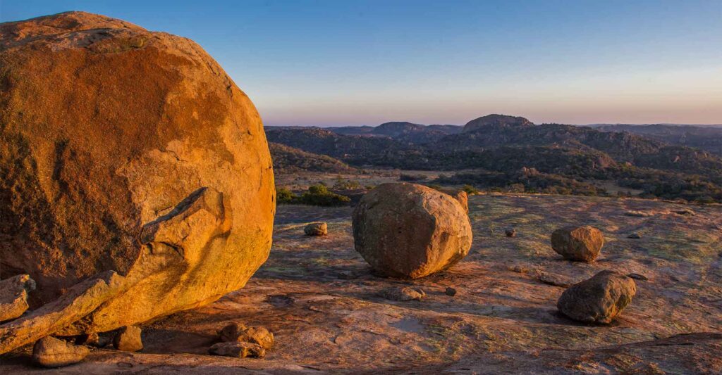 Felsen, Steine, afrikanische Wüste, Landschaft, Reisefoto.