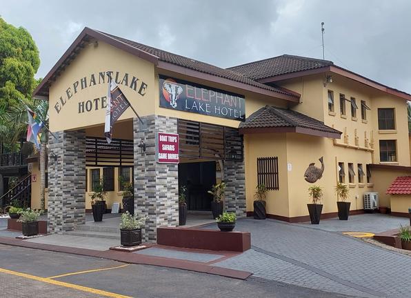 Elephantlake Hotel in Kenya, ideales Africa Reiseziel, Safari, Unterkunft, Natur & Tierwelt, Vogelbeobachtung, Luxusreise.