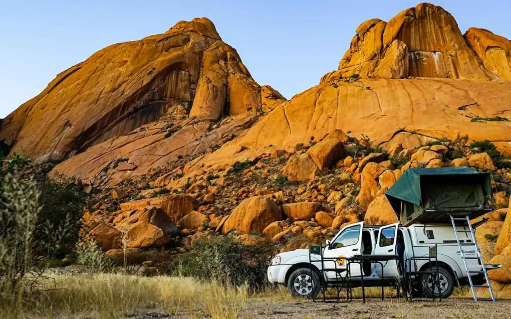 Abenteuerliches Namibia mit Dachzelt, Camping in der Wüste, Namibia Rundreise 2026, Safari, Natur, A.