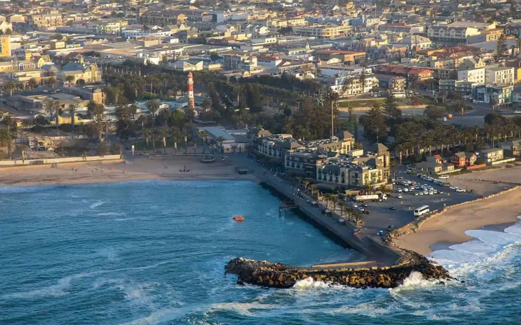 San Diego Küstenstadt mit Strand und Hafen.