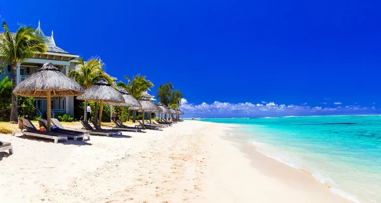 Mauritius Reisen - Ansicht von einem schönen Strand